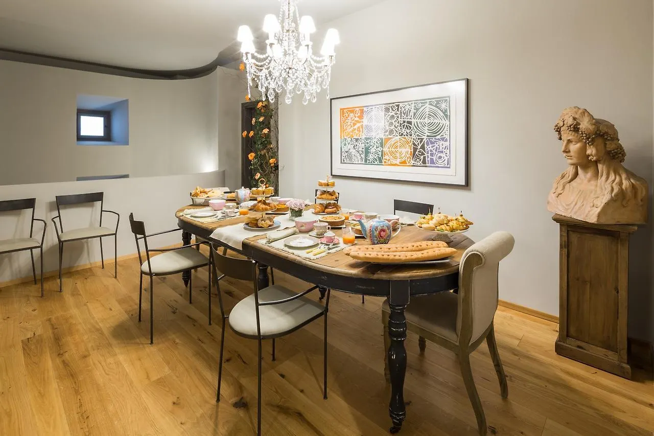 Il Duomo Luxury Suite Pietrasanta Frühstückspension