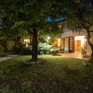  Bed & Breakfast La Dimora Di Lara Italia